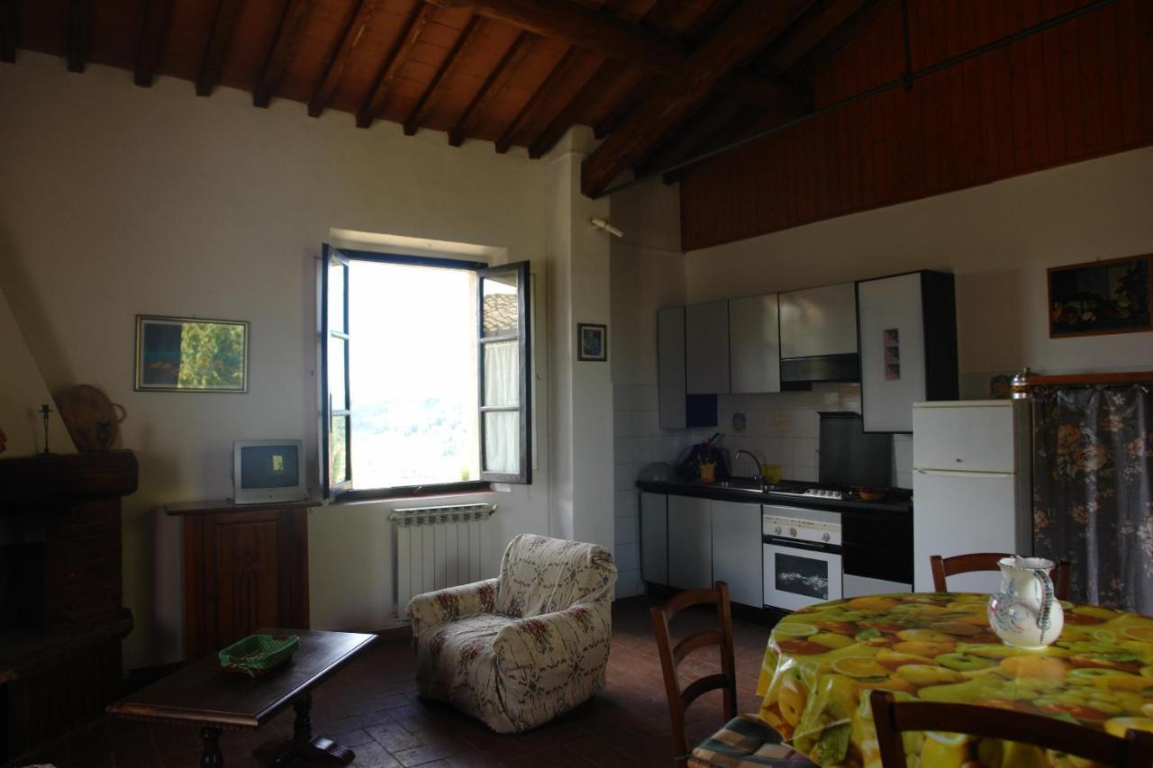 Ginestra Apartment Поджибонси Екстериор снимка